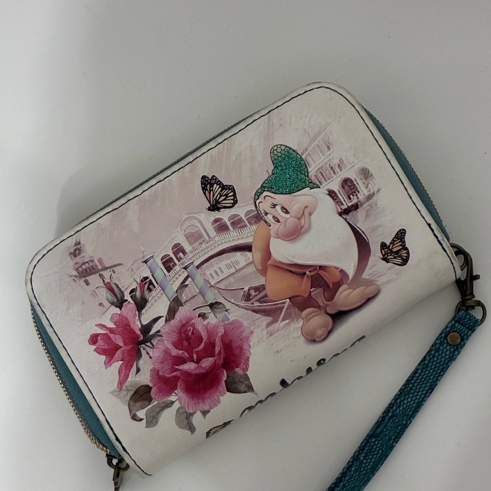 Disney’s Bashful in Venice Women's Wallet